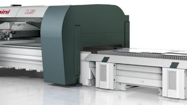 Taglio laser FIBRA – SALVAGNINI L5 (4000 W)