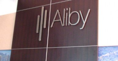 Allestimenti – Insegne ed Espositori